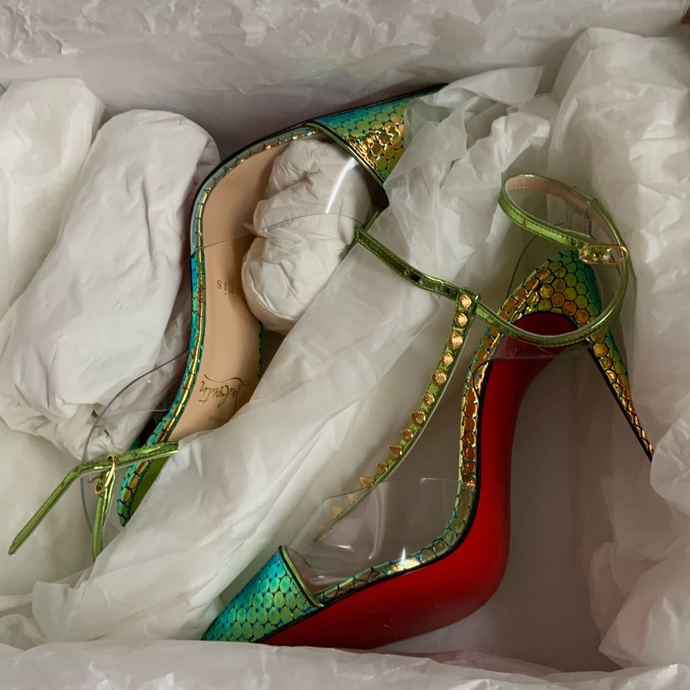 Louboutin heel NWT